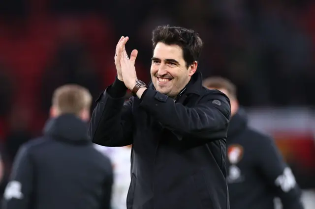 Andoni Iraola clapping the Bournemouth fans