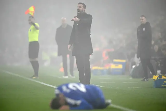 Ruud van Nistelrooy reacts