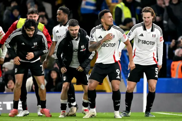 Muniz celebrates his winning goal