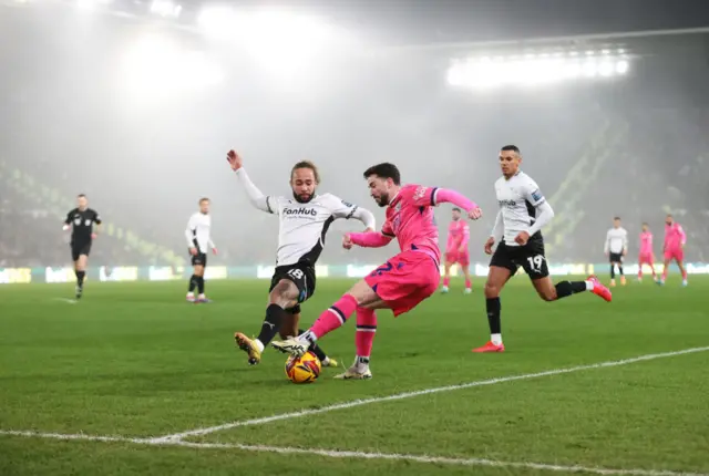 West Brom's Mikey Johnston takes on Derby's Marcus Harness