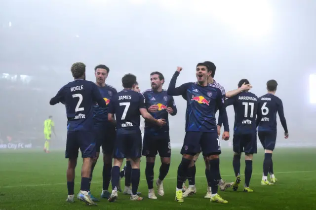 Leeds celebrate Joel Piroe's second goal at Stoke