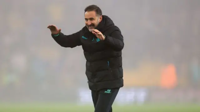 Vitor Pereira, head coach of Wolverhampton Wanderers, celebrates