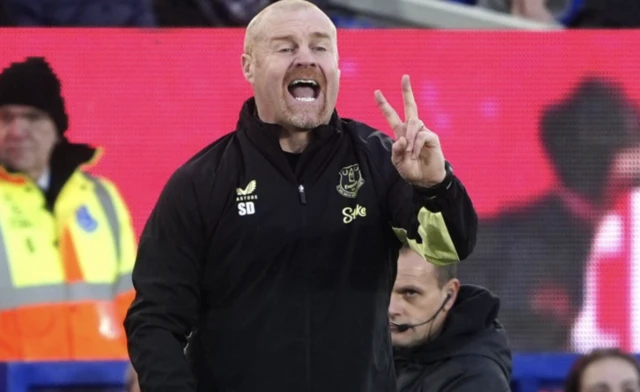 Everton manager Sean Dyche gestures