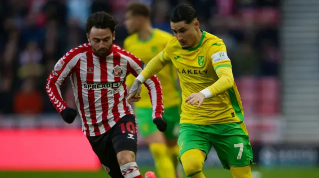 Borja Sainz in action for Norwich against Sunderland