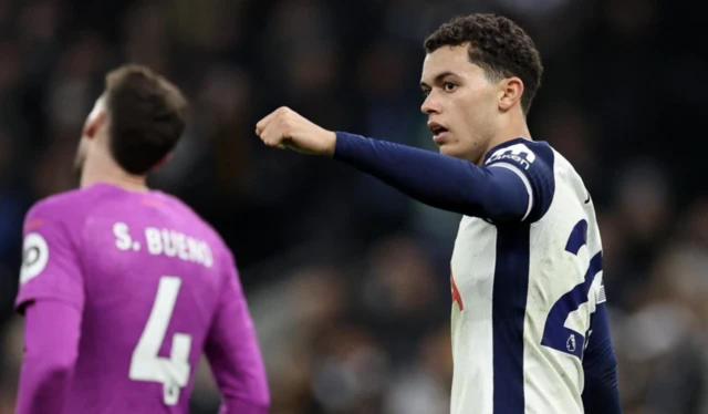 Tottenham Hotspur's Brennan Johnson celebrates scoring