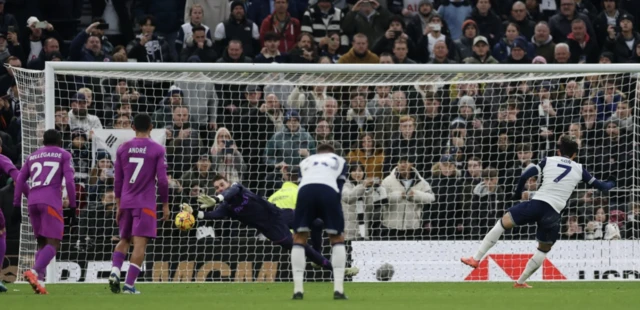 Tottenham Hotspur's Son Heung-min has his penalty saved by Wolverhampton Wanderers' Jose Sar