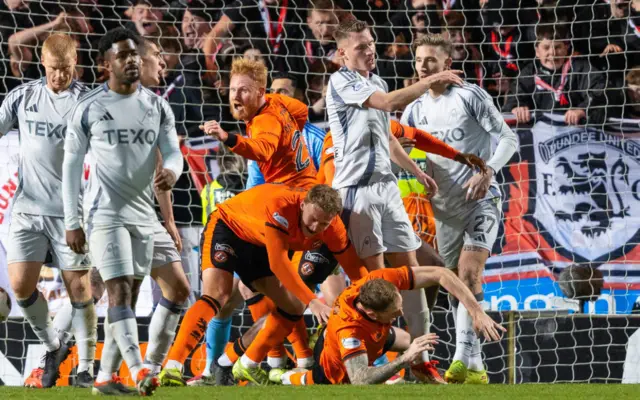 FT: Dundee Utd 1-0 Aberdeen