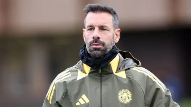 Leicester City manager Ruud van Nistelrooy