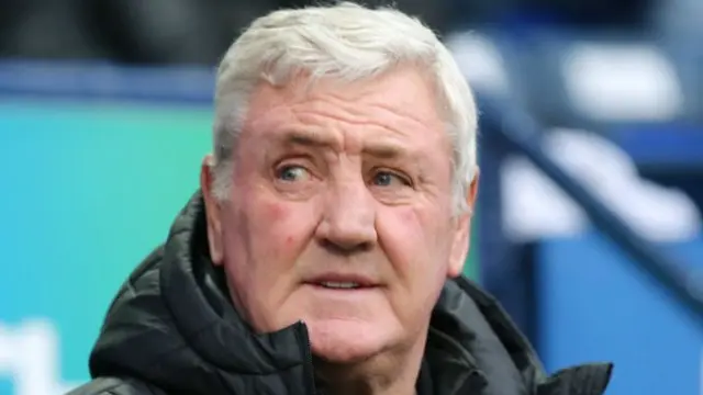 Blackpool head coach Steve Bruce looks on from touchline