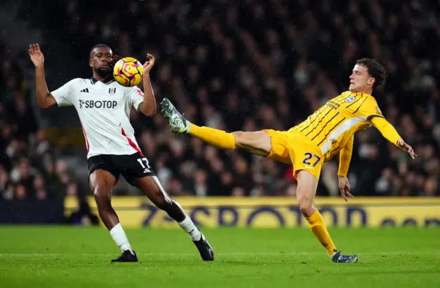 O'Riley tries to disposses Iwobi