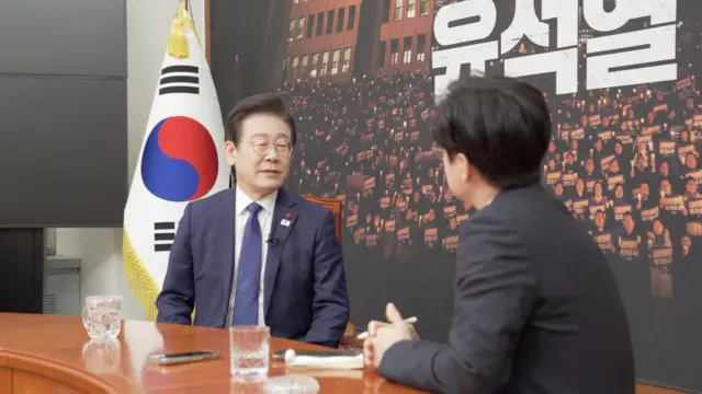 Lee Jae-myung speaks to BBC Korean on Friday