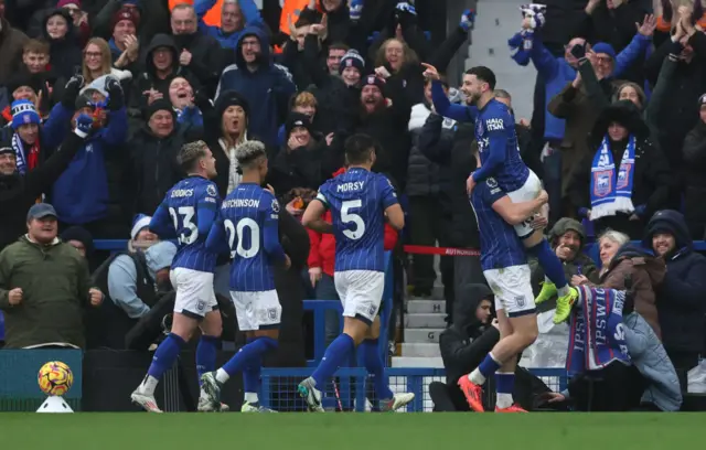 Ipswich celebrate