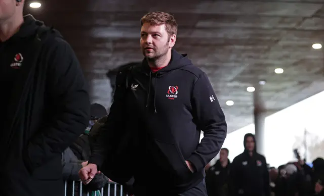 Iain Henderson arrives at  Stade Ernest Wallon