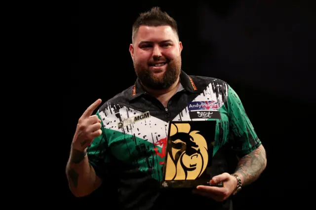 Michael Smith with trophy