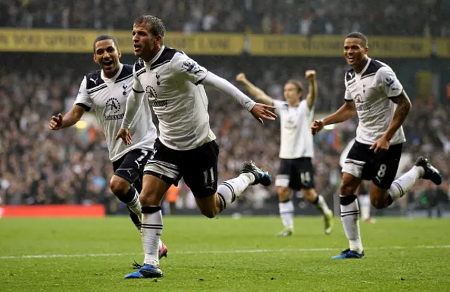 Rafael Van der Vaart of Spurs celebrates