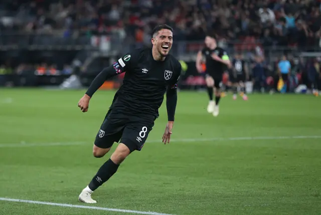 West Ham United's Pablo Fornals celebrates