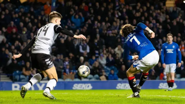 Fabio Silva smashes in Rangers' second