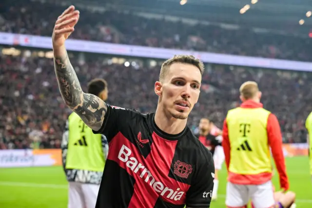 Alejandro Grimaldo celebrates