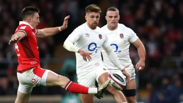 Henry Slade dropping the ball