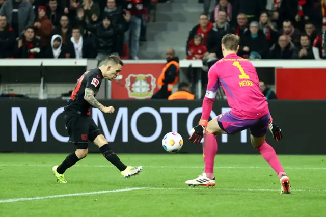 Alejandro Grimaldo scores