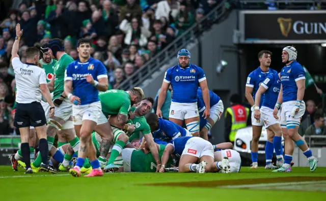 Jack Conan scores a try