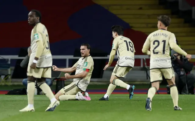 Ignasi Miquel celebrates