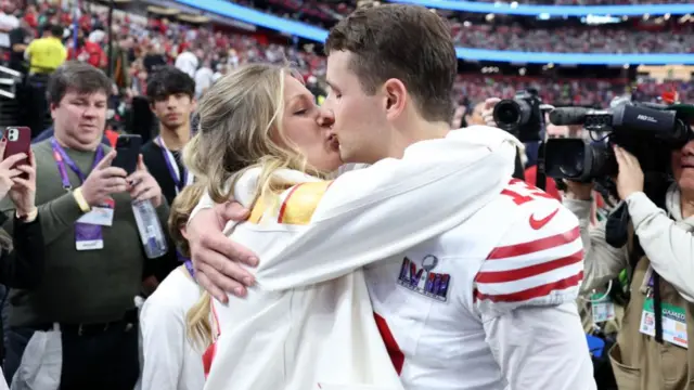 49ers quarterback Brock Purdy and fiancee Jenna Brandt