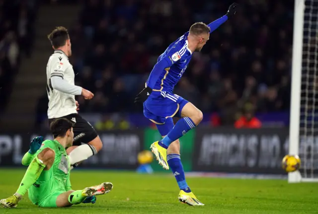 Jamie Vardy scores Leicester's second goal against Sheffield Wednesday