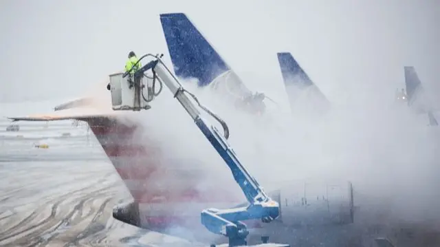 File image of de-icing at LaGuardia airport