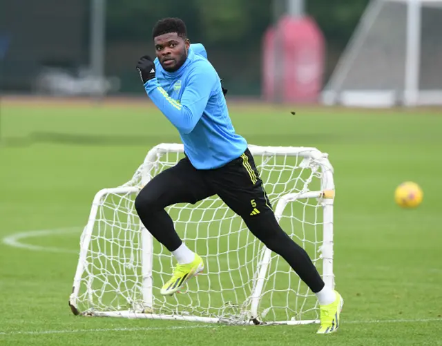 Thomas Partey of Arsenal during a training session
