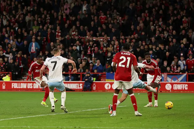 Callum Hudson-Odoi of Nottingham Forest scores