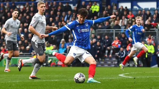 Callum Lang scores for Portsmouth against Reading