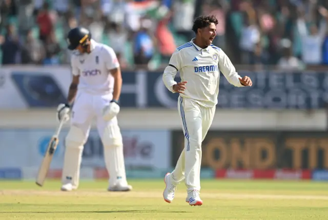 Kuldeep Yadav celebrates wicket