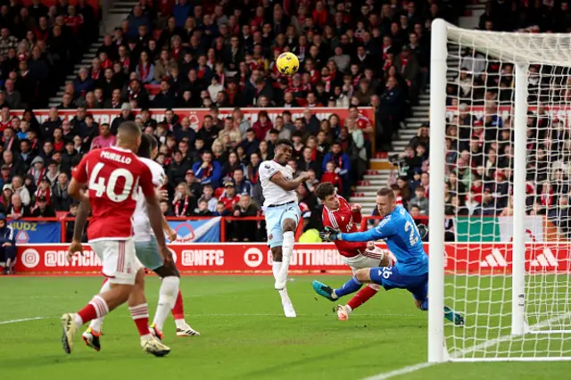 Mohammed Kudus of West Ham United shoots which is saved by Matz Sels