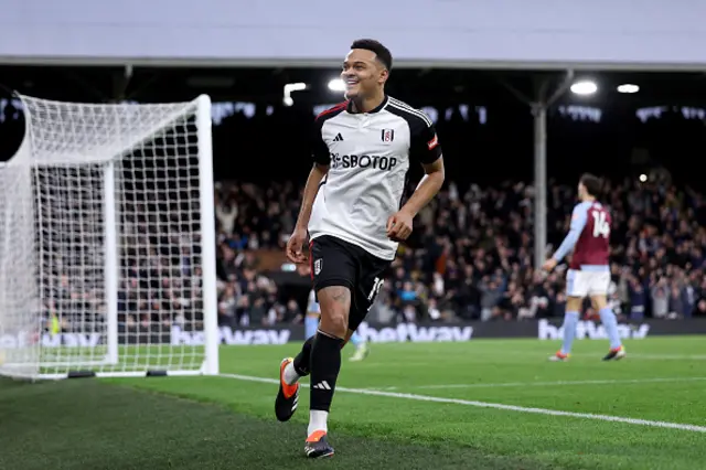 Rodrigo Muniz of Fulham celebrates