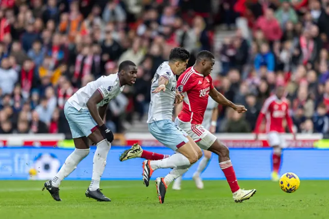 Taiwo Awoniyi of Nottingham Forest puts Forest in front