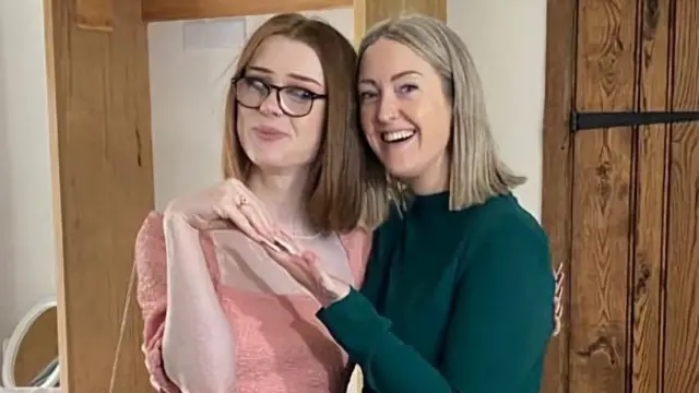 Brianna Ghey with her mother
