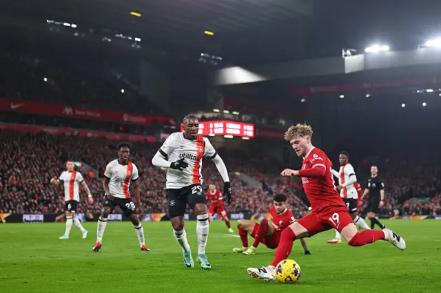 Harvey Elliott of Liverpool crosses