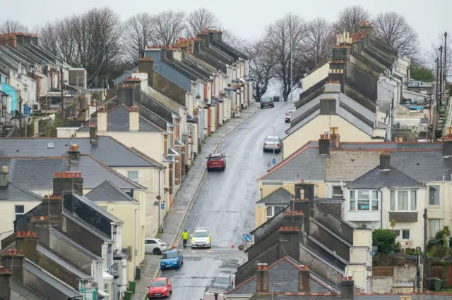 Cordon set up after bomb found in Keyham, Plymouth