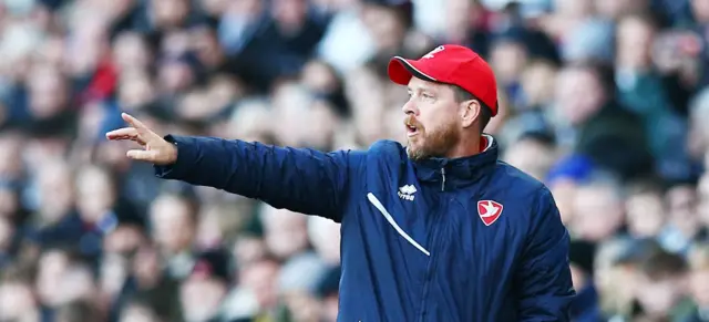 Cheltenham manager Darrell Clarke