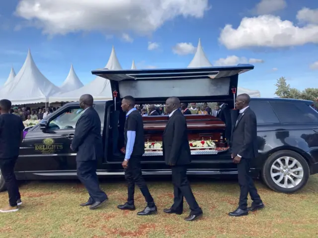 Athletes escort Kiptum's hearse