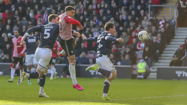 Che Adams scores for Southampton