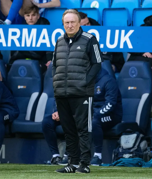 Aberdeen manager Neil Warnock