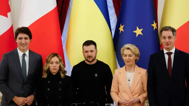 Ukraine's President with the leaders of Canada, Italy and Belgium and the European Commission president