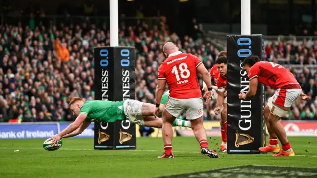 Ciaran Frawley scoring a try