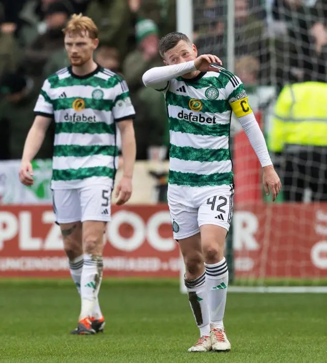 Celtic players Liam Scales and Callum McGregor