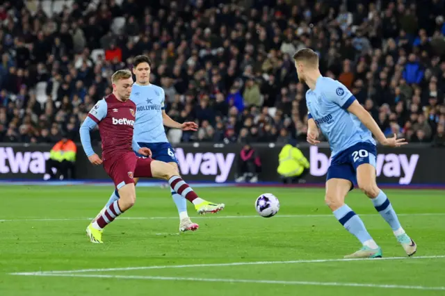 Jarrod Bowen scores his second for West Ham