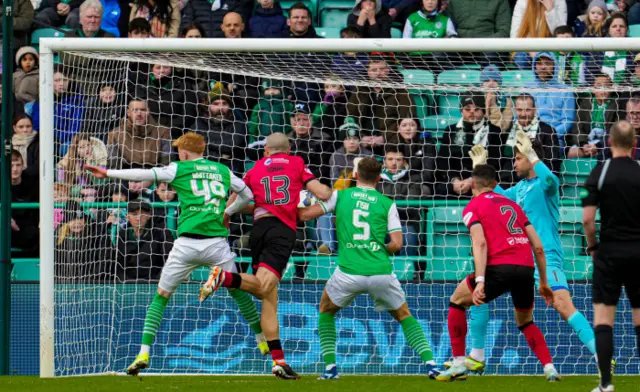 Alex Gogic scores for St Mirren against Hibernian