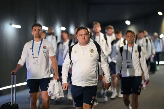 England team arriving at the stadium