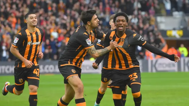 Hull celebrate